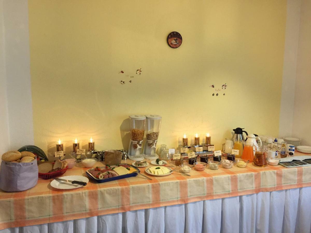 Pension & Gasthof Storchennest Gross Quassow 외부 사진